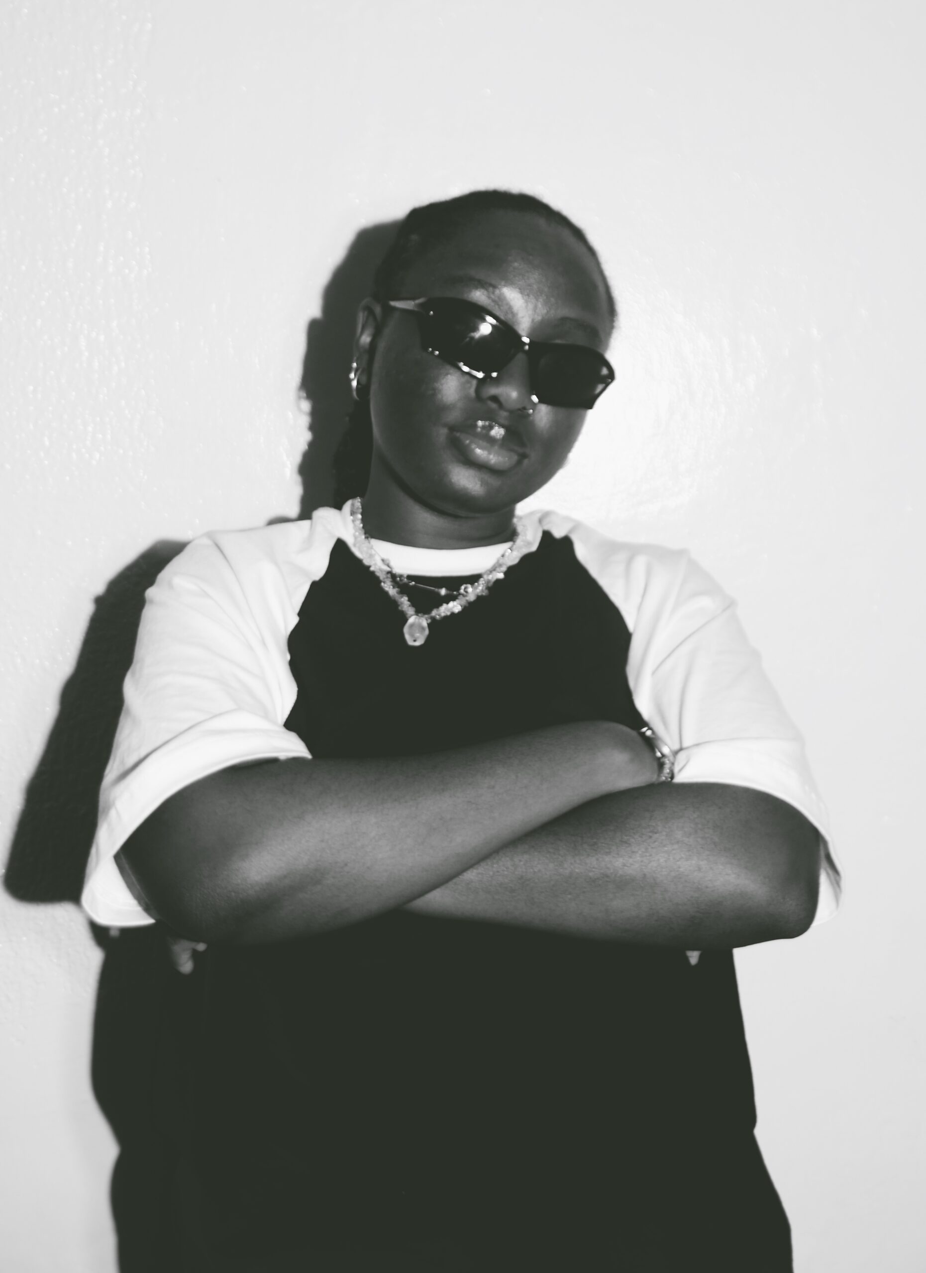 GHOSTWRITERMEL UNVEILS HER NEW 2-TRACK EP “IF I’M WRONG”