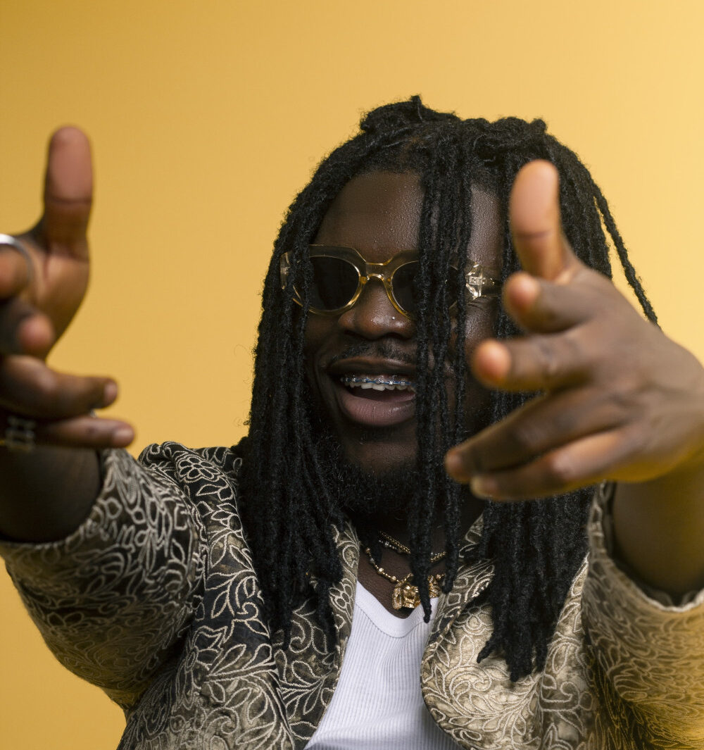 Maxzy explores love’s addictive high in new single and video ‘Dealer’