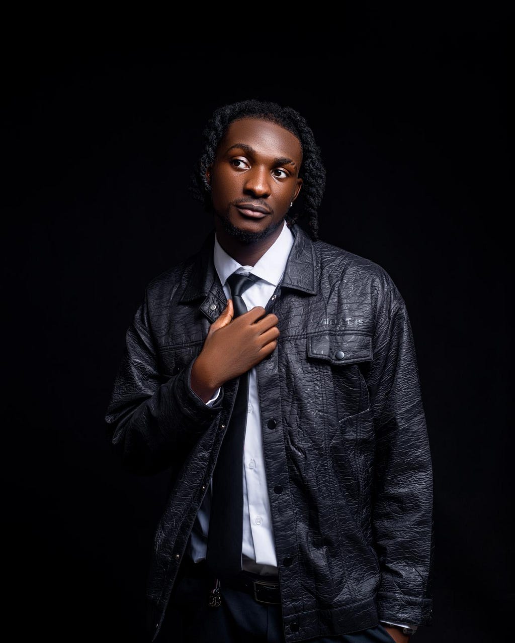 TSONGS BLURS THE LINES BETWEEN ROMANCE AND BRAVADO