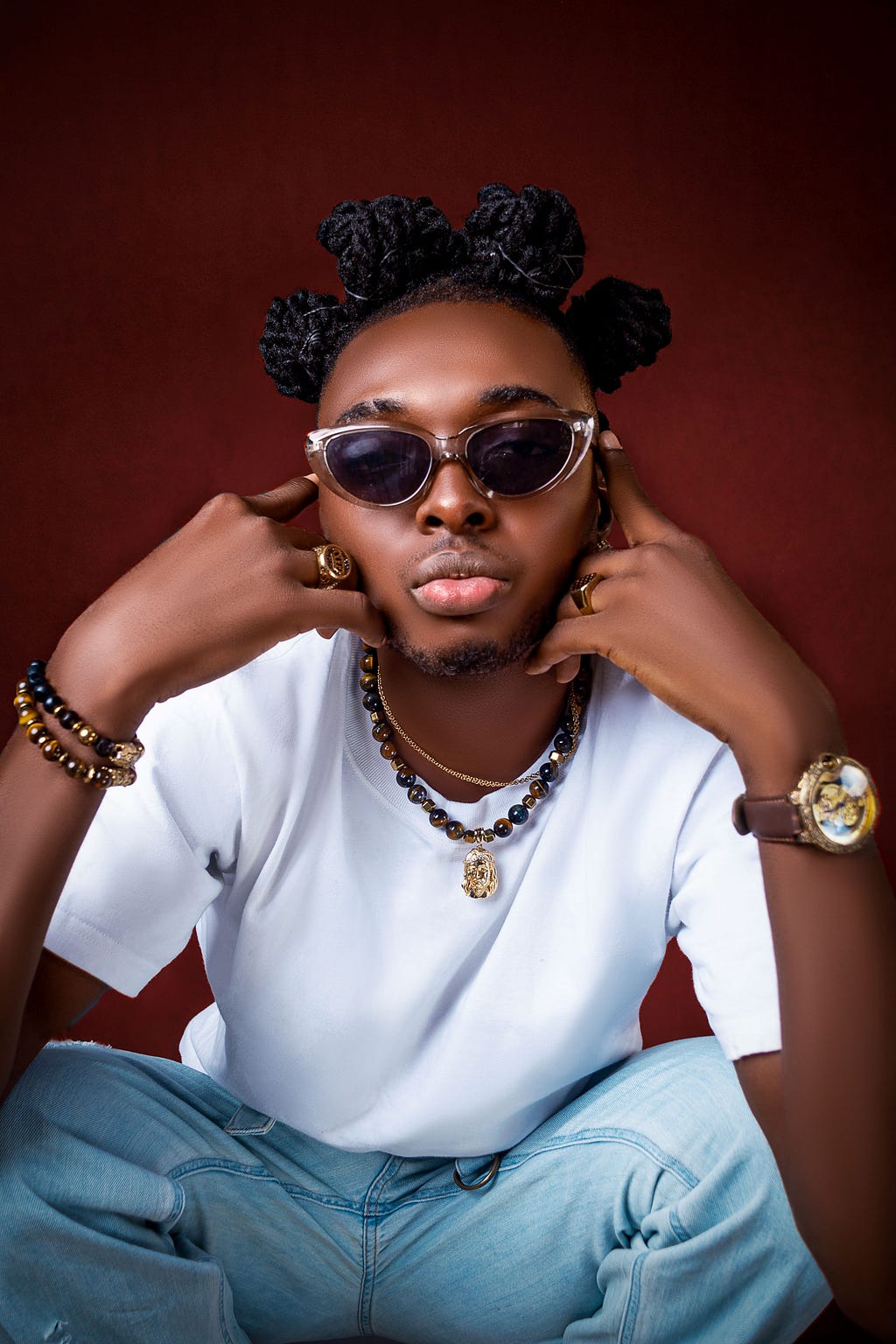 GRAHAM BMG ENCHANTS WITH NEW SINGLE “LOVE IN TOKYO” FROM UPCOMING EP “FIRST PAGE”