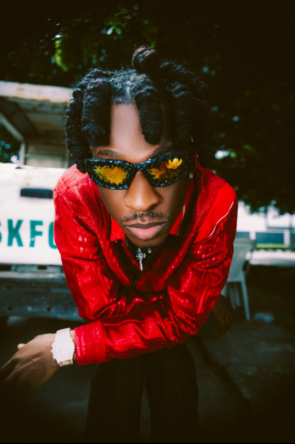 KRIZBEATZ BRINGS TOGETHER FAVE AND JOSHUA BARAKA FOR “TOUCH ME”
Renowned African music producer…