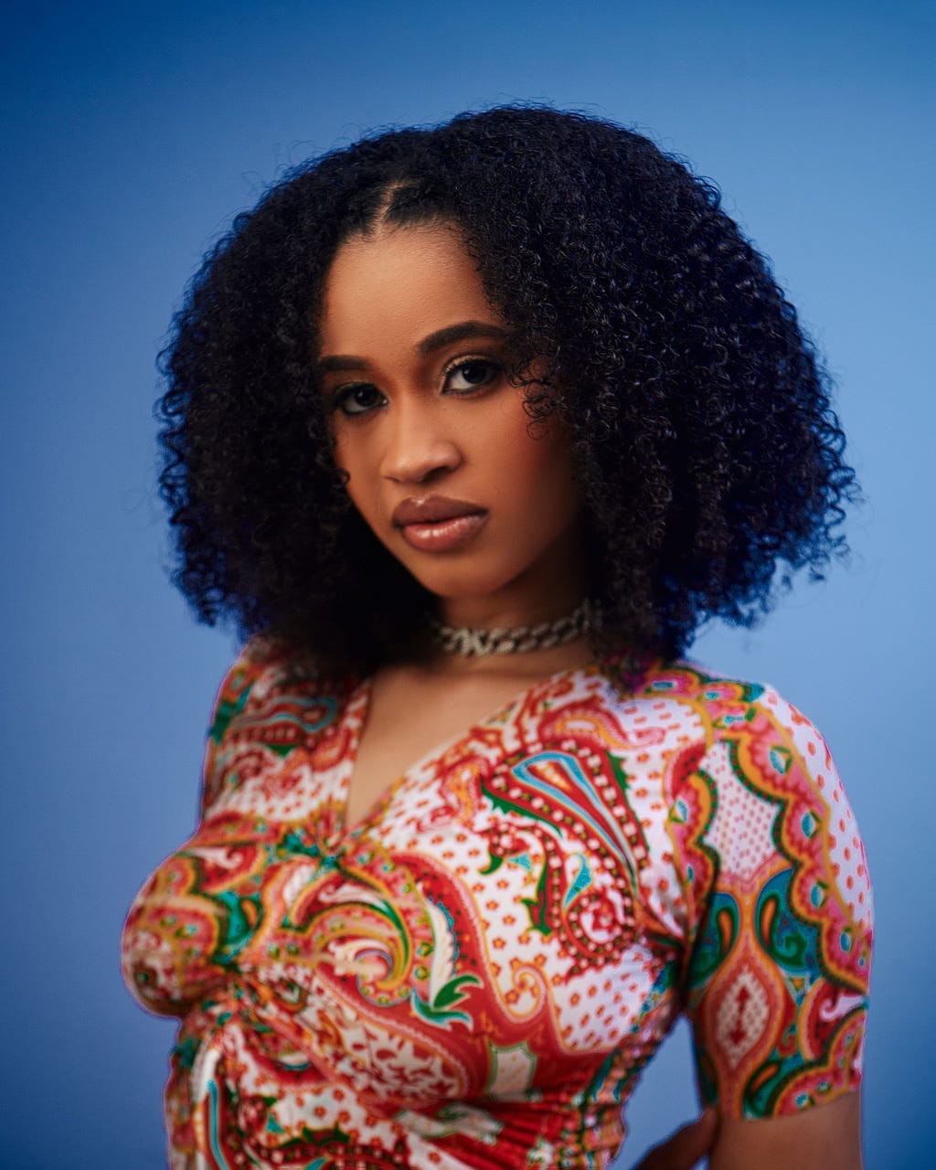 KELEYA’S “NEARER” IGNITES DESIRE