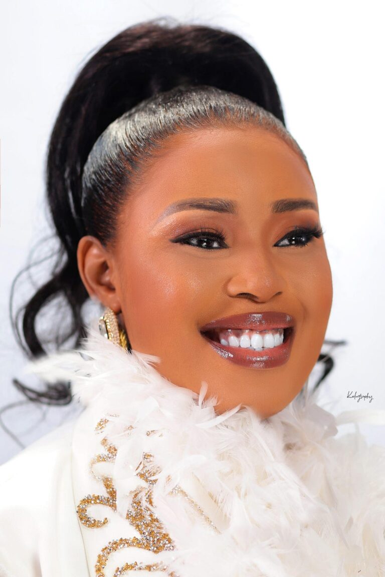 GOSPEL MUSIC POWERHOUSE MONIQUE RETURNS WITH INSPIRING NEW ALBUM, “ARISE”