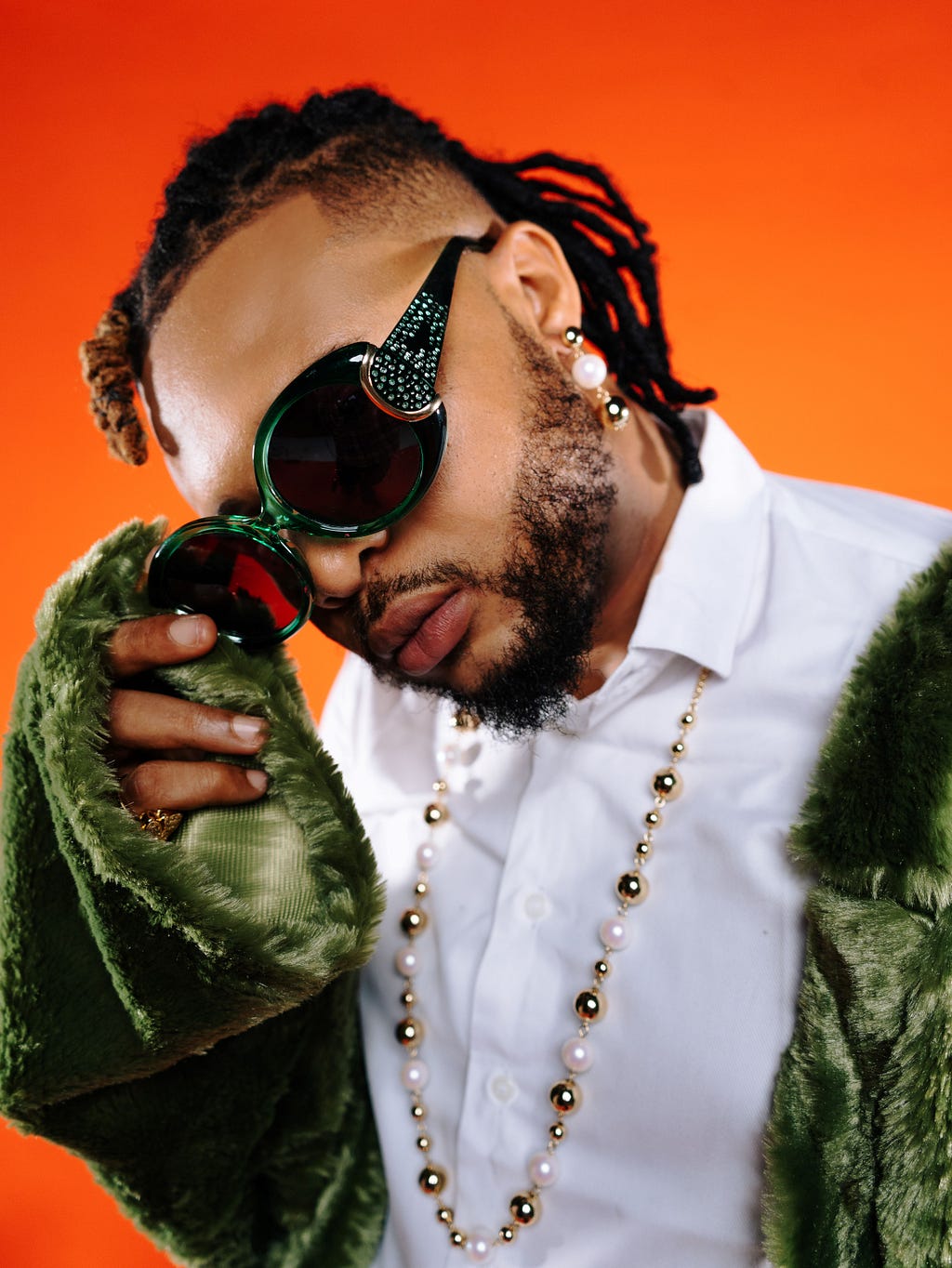 KING SIX’S “LOVA BOY” REDEFINES LOVE AND DESIRE