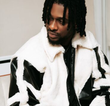 KOCEE & KS BLOOM CONFRONT MORTALITY AND MATERIALISM IN NEW SINGLE “STRANGER” KOCEE & KS BLOOM CONFRONT MORTALITY AND MATERIALISM IN NEW SINGLE “STRANGER”