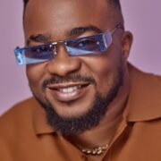 HENRISOUL EXPLORES FAITH AND GRATITUDE IN “WHY YOU LOVE ME” HENRISOUL EXPLORES FAITH AND GRATITUDE IN “WHY YOU LOVE ME”
