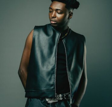 GRAHAM BMG CAPTURES THE HIGHS AND LONGING OF LOVE IN NEW 2-PACK