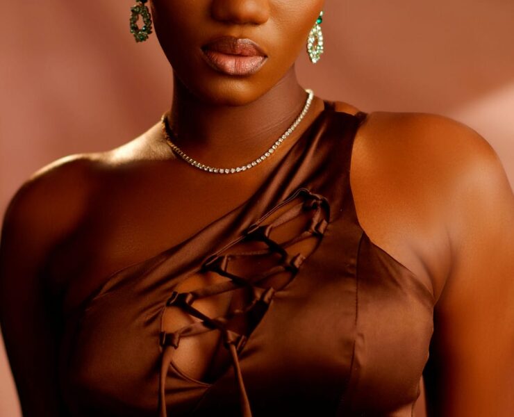 WOUNDED DEFIANCE MEETS REGRET IN WENDY SHAY AND MAVADO’S “APOLOGY”