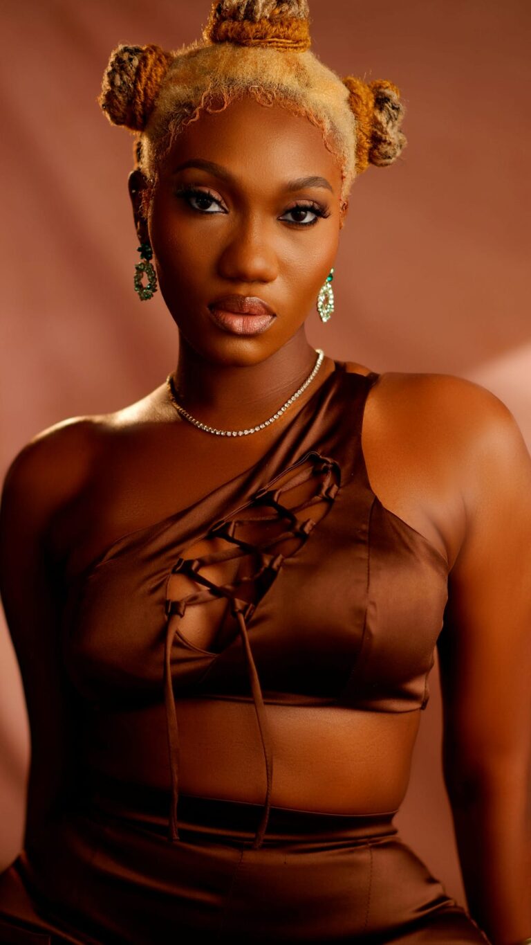 WOUNDED DEFIANCE MEETS REGRET IN WENDY SHAY AND MAVADO’S “APOLOGY”