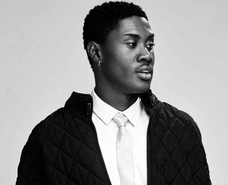 SARKODIE CO-SIGNS RCEE, HAILS ‘KNEES & BEND II’ AS A “TUNE!!”