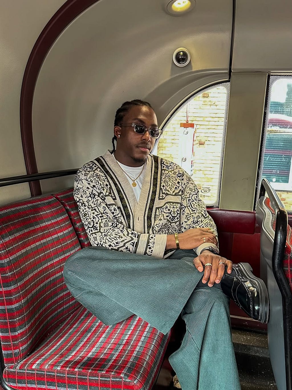 ERI IFE AND SUNNY NEJI’S “MR ROMANTIC” RENEWS THE PROMISE OF LOVE WITH HIGHLIFE SUNSHINE AND R&B…