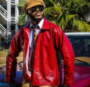 YOUNG ROB LINKS LONZO STARR FOR SUMMER ESSENTIAL ‘CALI GIRL’ YOUNG ROB LINKS LONZO STARR FOR SUMMER ESSENTIAL ‘CALI GIRL’
