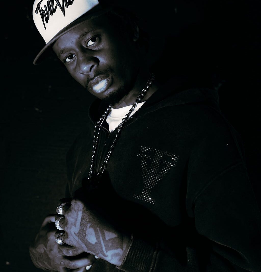 BACKROAD GEE RETURNS WITH EXPLOSIVE NEW SINGLE “TROUBLE” BACKROAD GEE RETURNS WITH EXPLOSIVE NEW SINGLE “TROUBLE”