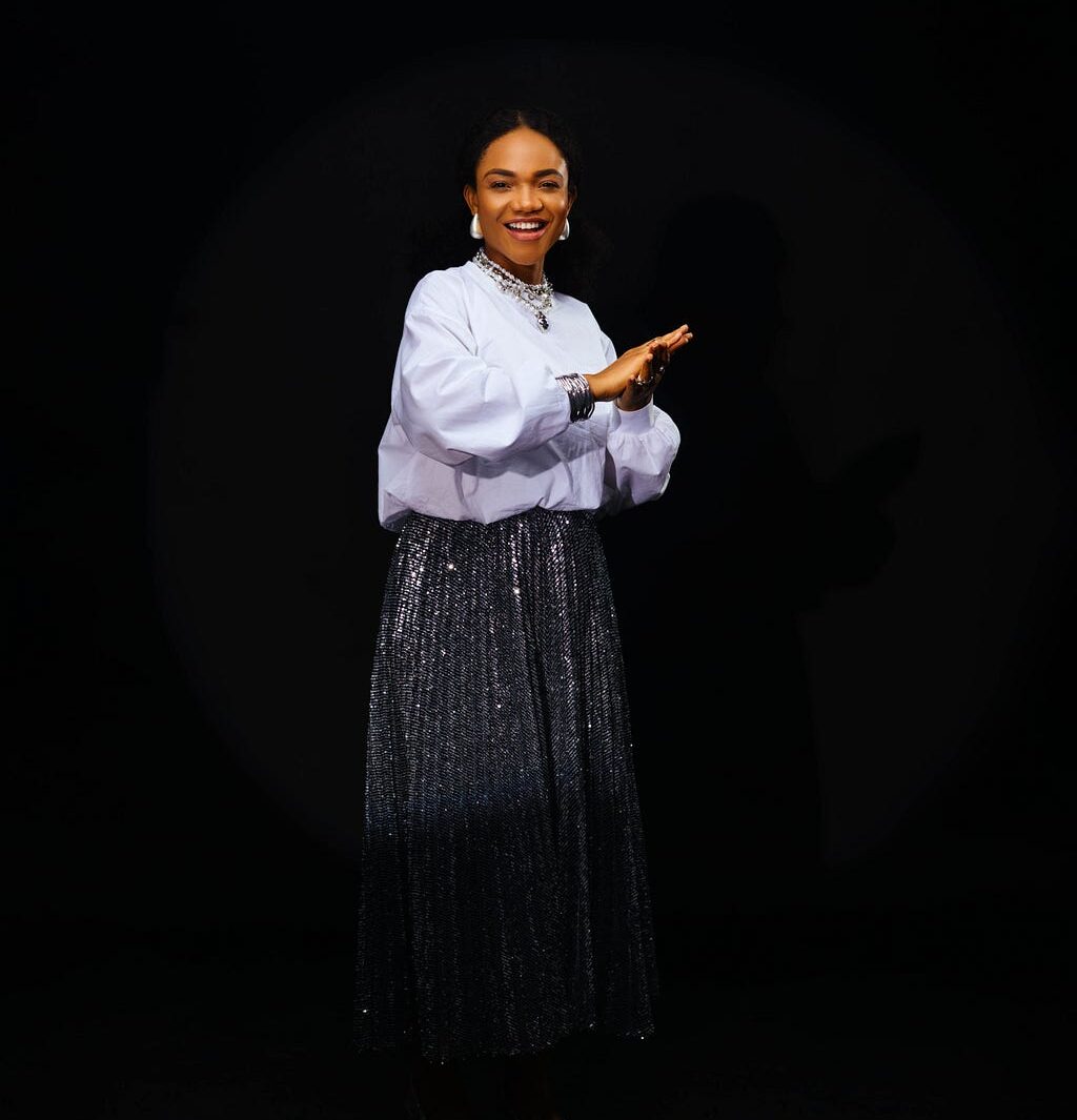 ADA EHI AND SUNMISOLA BRING HOPE WITH NEW SINGLE “MABERUMO” ADA EHI AND SUNMISOLA BRING HOPE WITH NEW SINGLE “MABERUMO”