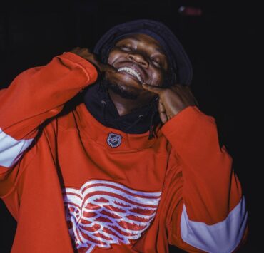Ola Pumpin taps Qwamihopekid for mellow new release ‘Rise Up’ Ola Pumpin taps Qwamihopekid for mellow new release ‘Rise Up’